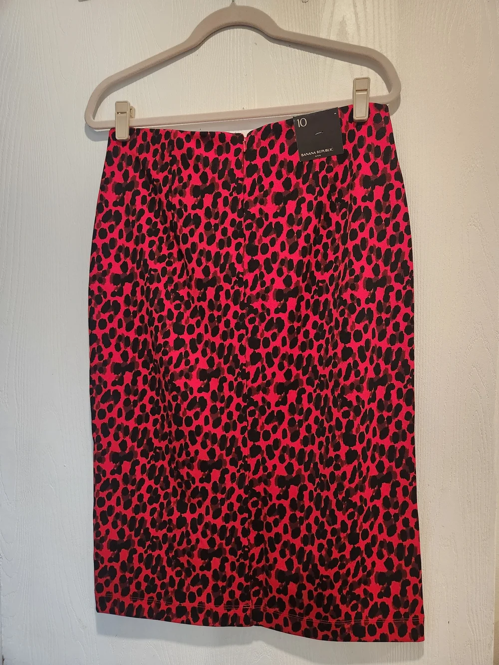 Banana Republic Red and Black Leopard Print Pencil Skirt